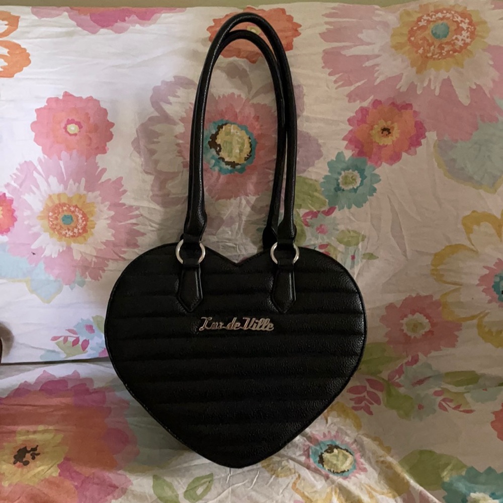 Lux de Ville heart bag